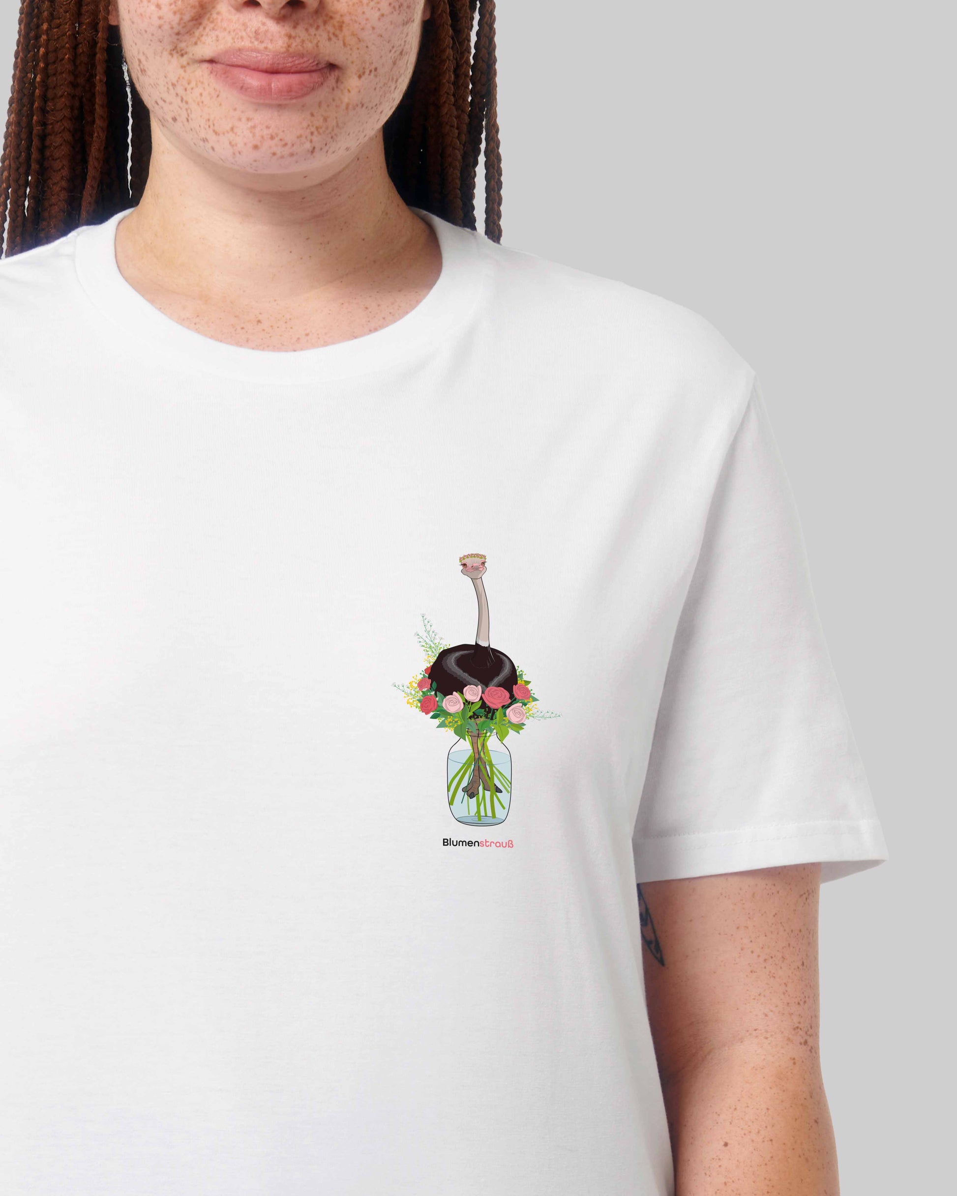 EINHORST® unisex organic Shirt in Weiß mit dem Motiv "Blumenstrauß", Bild von weiblicher Person mit Shirt