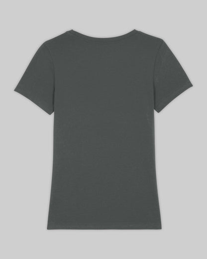 EINHORST® Organic Shirt tailliert in "Anthracite" mit dem Motiv "lgbtq+ Regenbogen" in der Kombination weißer Regenbogen mit weißer Schrift, Bild von Shirt von hinten